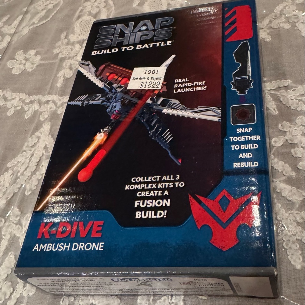 NWT Snap Ships K-Dive Ambush Drone